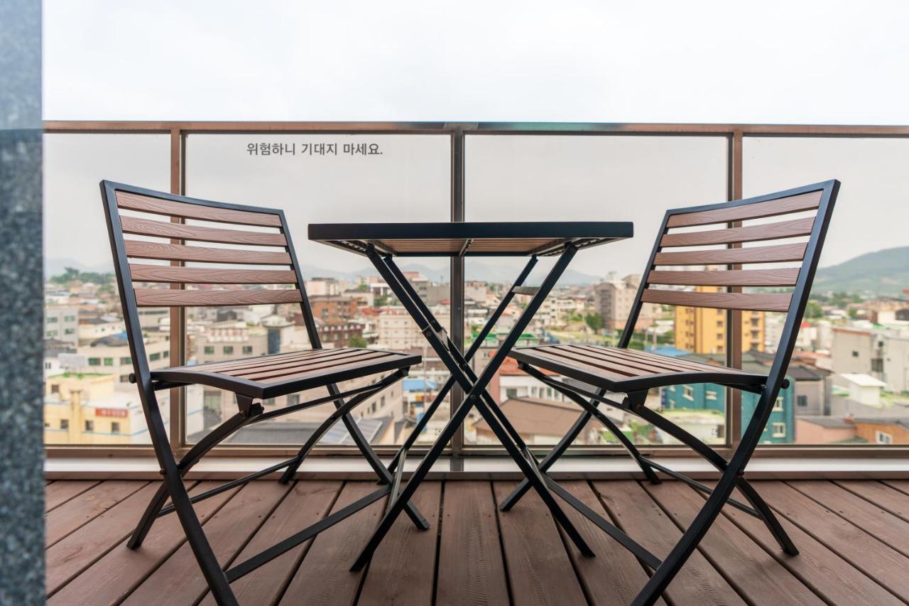 Jecheon Hound Hotel Chech'ŏn Esterno foto