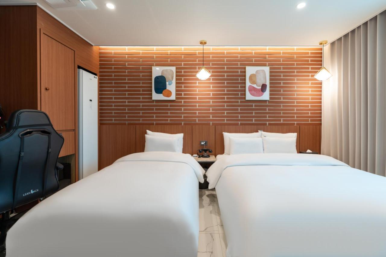Jecheon Hound Hotel Chech'ŏn Esterno foto