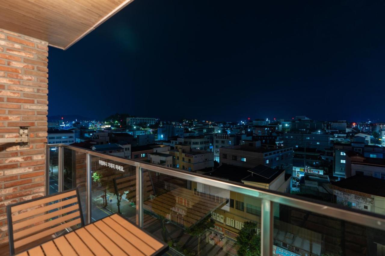 Jecheon Hound Hotel Chech'ŏn Esterno foto
