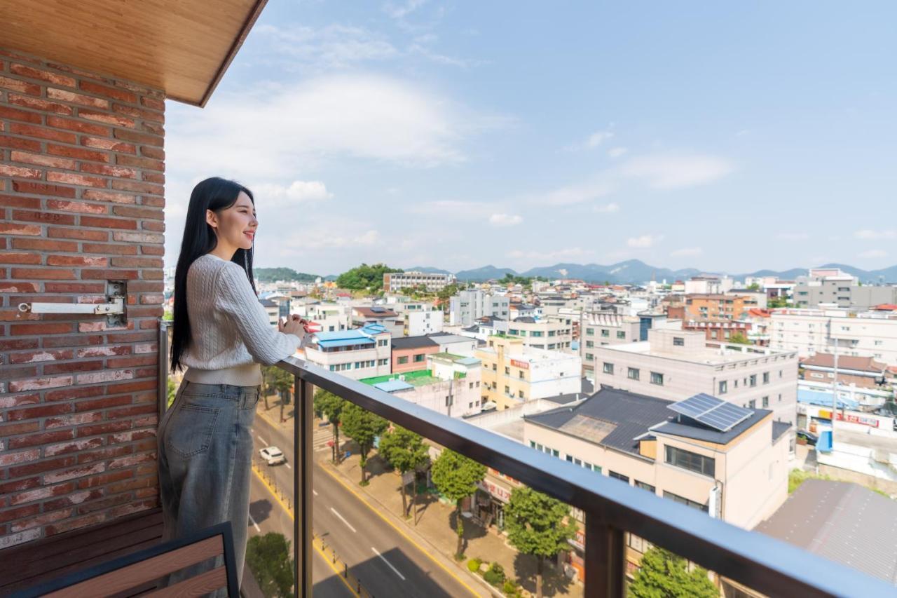 Jecheon Hound Hotel Chech'ŏn Esterno foto