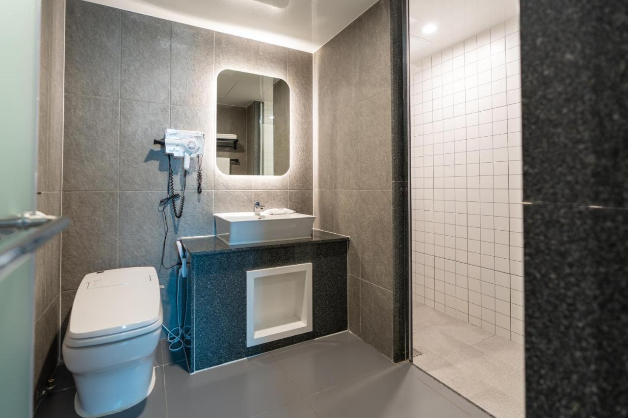 Jecheon Hound Hotel Chech'ŏn Esterno foto