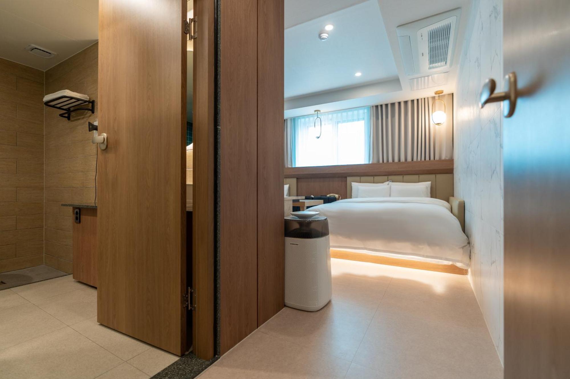 Jecheon Hound Hotel Chech'ŏn Esterno foto